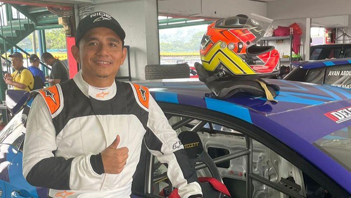 Seri penutup Indonesia Sentul Series of Motorsport (ISSOM) 2022 berakhir manis untuk pebalap asal Riau Dypo Fitramadhan. Dia berhasil meraih dua podium juara. Top!