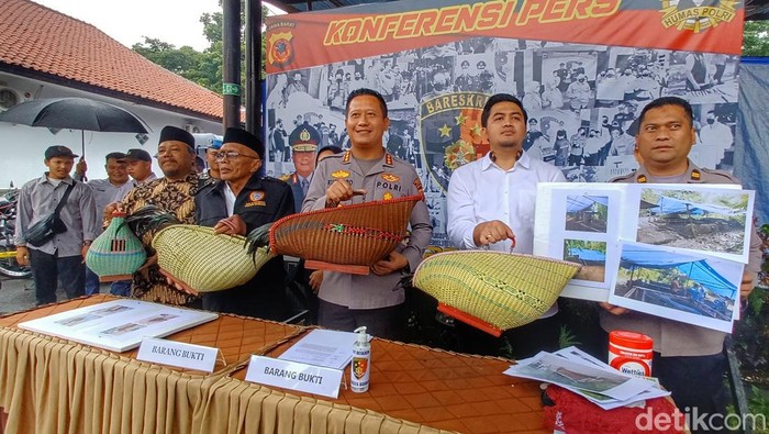 Ekspos kasus perjudian sabung ayam di Kabupaten Bandung