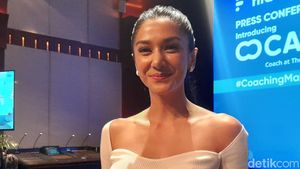 6 Potret Body Goals Fanny Ghassani, Tak Makan Nasi Putih Tapi Anti Diet Ekstrem
