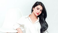 Awalnya aku pengin liburan, terus kayaknya seru deh liburan divideoin. Terus jadi rutin karena banyak yang nonton, jadi ketagihan, ujar Fbyana soal awal jadi travel vlogger. (Foto: dok Instagram)