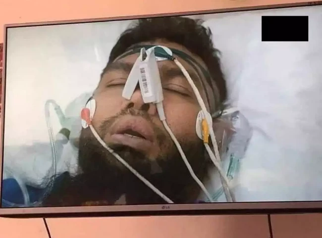 Kalau yang satu ini bukannya dikasih oksigen malah hidungnya ditekan dengan oximeter. Kira-kira ini metode penyembuhan orang sakit atau justru malah untuk menghilangkan nyawa ya? Foto: Twitter/@matchaalattee18