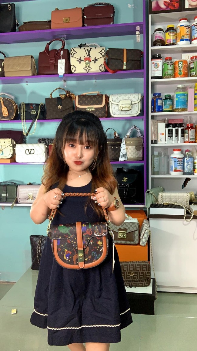 Ut Mini dulu merasa rendah diri dengan penampilannya. Namun kini dia tidak lagi mencela dirinya sendiri. Foto: Facebook