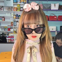 Inilah penampilan mungil Ut Mini yang jadi viral. Tak hanya tingginya yang tidak sesuai dengan usianya, namun wajah Ut juga imut. Foto: Facebook