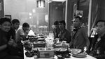 Gelar Konser Tunggal, Ini 10 Momen Sheila On 7 Kompak Makan Bareng