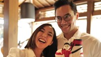 Senyum semringah Gisel dan Rino Soedarjo yang makin go public. Foto: dok. Instagram Fadi Iskandar.
