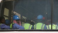 Selain itu dikutip dari dari amnesty.org, para pekerja tidak dapat pergi dari Qatar sampai kontrak mereka habis atau harus menunggu selama kurun dua tahun ke depan. (Marwan Naamani/AFP/Getty Images)