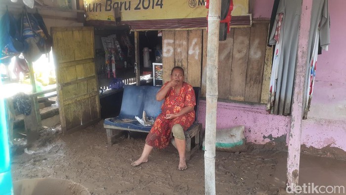Kondisi terkini di RT 8/RW 7, Mangkang Wetan, Kota Semarang, usai diterjang banjir. Foto diambil Senin (7/11/2022).