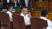 Ricky Rizal BKO Divpropam tapi Ditugasi Jaga Anak Sambo, Hakim: Luar Biasa