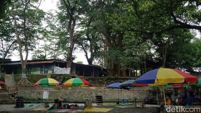 Objek wisata Jolotundo di Jatinom, Klaten.