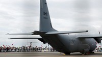 Menanggapi protes tersebut, Schiphol mengatakan pihaknya bertujuan untuk menjadi bandara bebas emisi pada tahun 2030 dan mendukung target industri penerbangan untuk mencapai emisi nol bersih pada tahun 2050.