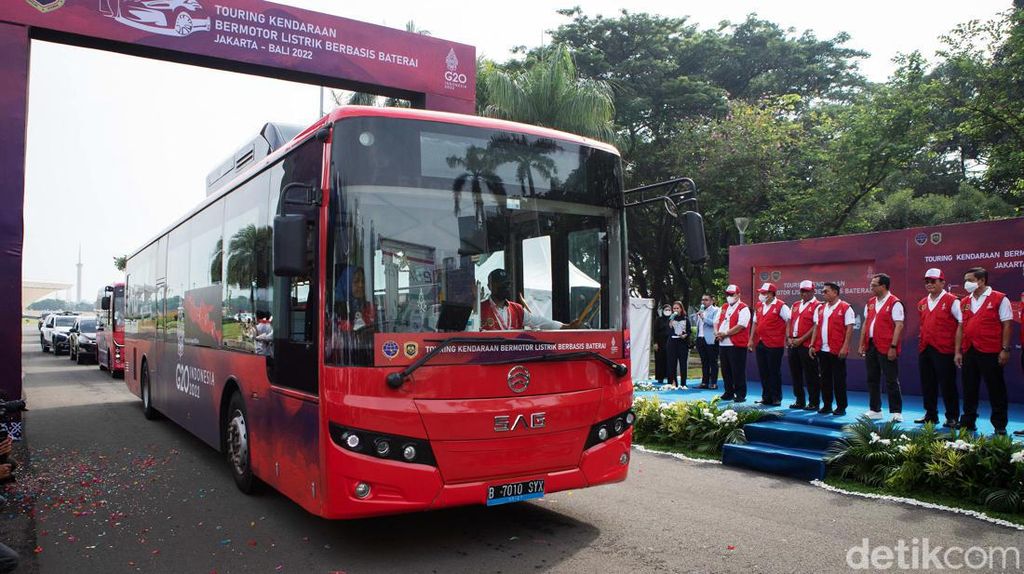 Sambut KTT G20, Motor hingga Bus Listrik Touring Jakarta-Bali