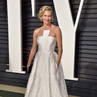 Dari pernikahan mereka, Sarah dan Lachlan Murdoch dikaruniai tiga anak, yaitu dua anak laki-laki Kalan Alexander dan Aidan Patrick, serta seorang anak perempuan Aerin Elisabeth Murdoch. Foto: Getty Images