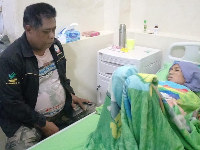 segepok uang ditemukan usai banjir kalibaru banyuwangi