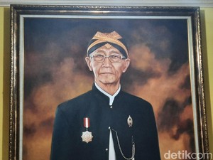 Kisah Mbah Tobron, 80 Tahun Mencintai Reog Ponorogo