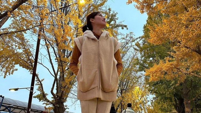 Syahnaz Sadiqah dan Jeje Govinda di Korea