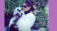 Kate Beckinsale pernah memamerkan foto kebersamaan bersama Clive dan Willow sejak awal pandemi 2020 ketika dia berada di dalam rumah. Foto: Istimewa