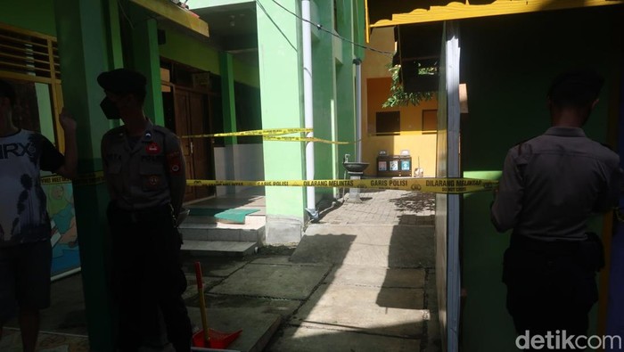 Atap SD Muhammadiyah Bogor, Playen, Gunungkidul, ambruk, Selasa (8/11/2022).