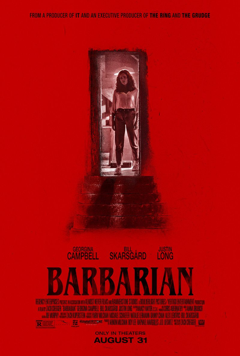 Barbarian (2022) jadi salah satu film horor paling disukai yang rilis tahun ini.