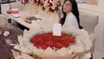 Bebizie Awet Cantik di Ulang Tahun ke-40 yang Dipennuhi Kue Mewah