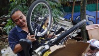 Beberapa bulan lalu, Kelik mendapatkan pesanan menggerjakan 30 unit sepeda elektrik untuk kebutuhan G20 yang akan berlangsung di Bali.