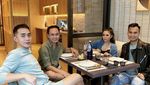 Cantiknya Ayu Aulia Saat Makan di Resto dan Masak Bareng Chef