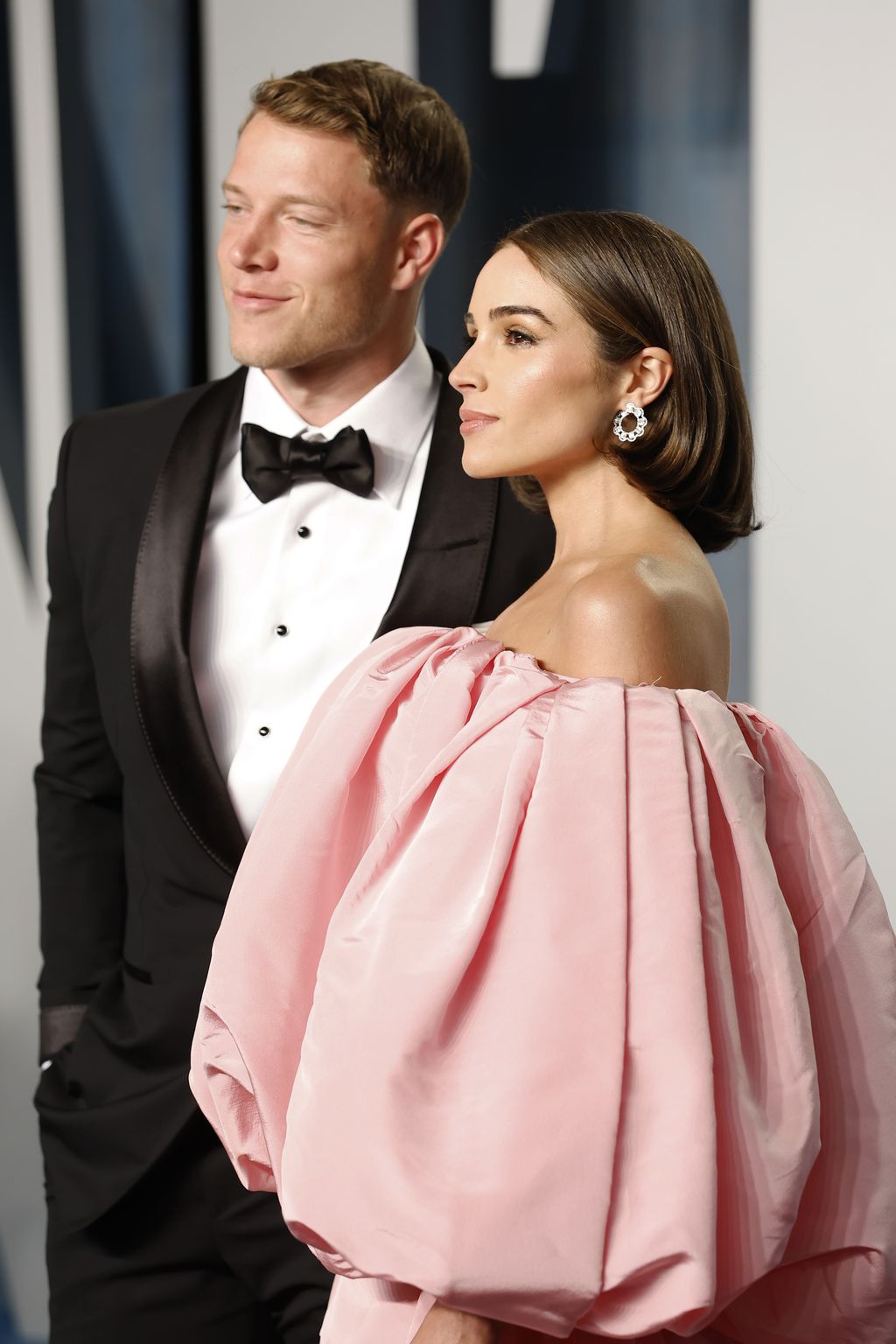 BEVERLY HILLS, CALIFORNIA - MARCH 27: (L-R) Christian McCaffrey and Olivia Culpo attend the 2022 Vanity Fair Oscar Party hosted by Radhika Jones at Wallis Annenberg Center for the Performing Arts on March 27, 2022 in Beverly Hills, California. (Photo by Frazer Harrison/Getty Images)