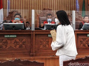 Dicecar Jaksa, Putri Candrawathi Curhat Pernah Diopname tapi Sambo Tak Hadir