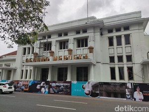 Liburan Edukatif! 15 Wisata Sejarah Bandung Cocok Buat Keluarga