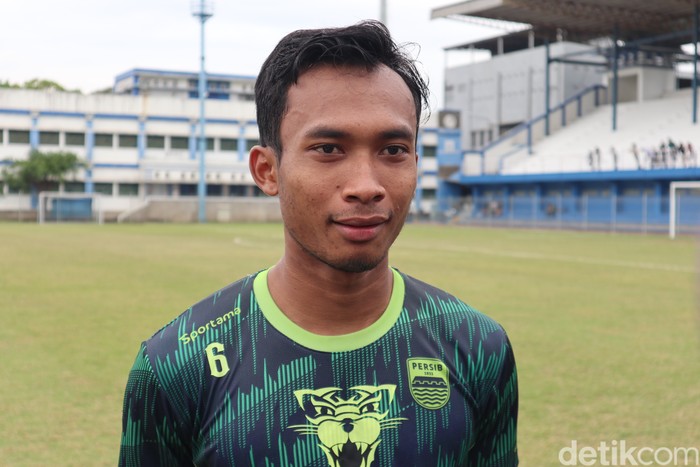 Gelandang Persib Bandung Robi Darwis.