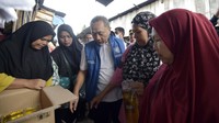 Terkait harga kedelai yang relatif masih tinggi, Mendag menyatakan bahwa untuk pemenuhan kebutuhan, akan ada impor kedelai lagi dan akan tiba pada akhir Desember 2022 atau paling lambat Januari 2023. Dengan langkah tersebut, diharapkan harga kedelai akan segera turun. Mendag juga mengungkapkan, menjelang Natal dan tahun baru, stok bapok terpantau cukup dan memadai.