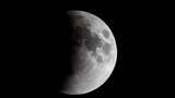 Bulan Menjauh dari Bumi Perlahan, Ini Temuan Astronom