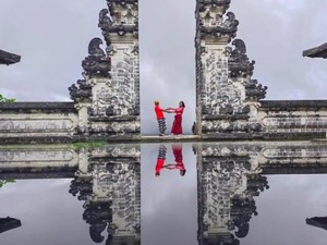 Lydia Kandou Go Public Mesra dengan Seorang Pria