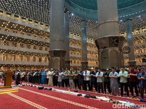 Tata Cara Salat Gerhana Bulan dan Niatnya