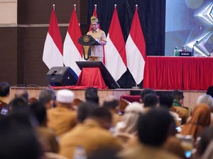 Ekonomi Provinsi Riau Dipuji Mendagri