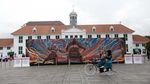 Mural Ragnarok Hiasi Kota Tua