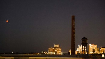 Begini fenomena gerhana bulan yang terlihat di Virginia, AS. Shaban Athuman/Richmond Times-Dispatch via AP.