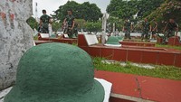 Kegiatan ini dilakukan dalam rangka menyambut peringatan Hari Pahlawan Nasional.