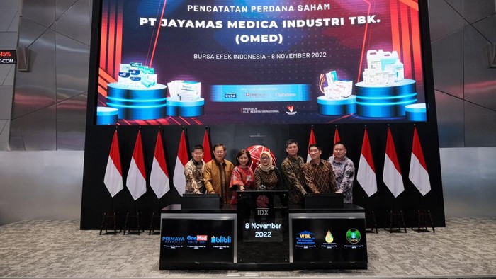 PT Jayamas Medica Industri Tbk atau OneMed resmi melantai di Bursa Efek Indonesia (BEI) pada Selasa (8/11).