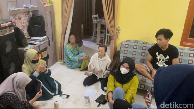 rumah bandar arisan online diluruk korban