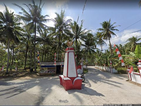 Tugu Garuda di simpang tiga depan Balai Kalurahan Temon Kulon, Kulon Progo, 'pintu masuk' menuju Gang Gendruwo. Diakses dari Google Maps pada Selasa (8/11/2022).