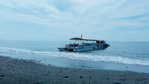 Aktivitas penyeberangan di pesisir Kusamba, Kecamatan Dawan, Klungkung, dihentikan sementara serangkaian Nyepi Segara.