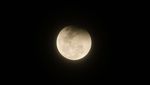 Foto-foto Gerhana Bulan Total dari Langit Indonesia