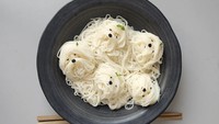 Akun Instagram @sibatable kini punya lebih dari 90 ribu followers. Unggahannya selalu ditunggu-tunggu karena menampilkan seni makanan yang unik.