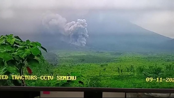 Getaran awan panas guguran erupsi Semeru yang terekam oleh seismograf