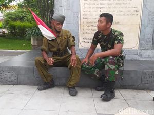 Cerita Kakek Slamet Bersepeda Sidoarjo-Jakarta-Surabaya Sambut Hari Pahlawan