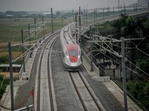 Kereta Cepat RI Tak Sampai Pusat Kota, Ini Perbandingan dengan Negara Lain