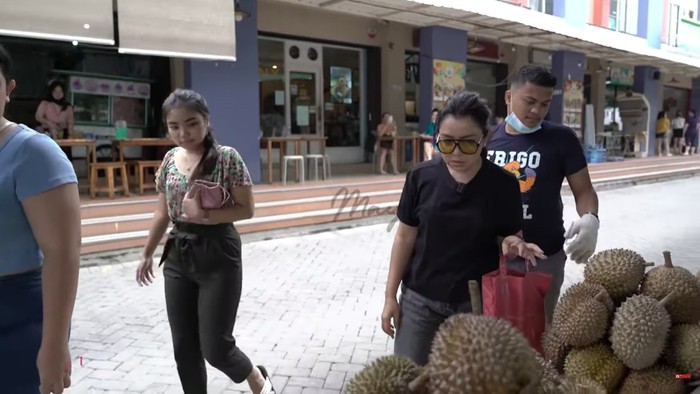 Mayangsari belanja Rp 10 juta