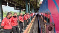 Dengan harga Rp 1,1 juta per orang, KA Taksaka Luxury Sleeper jadi salah satu alternatif buat traveler yang mengidamkan perjalanan yang nyaman dengan ditemani segudang fasilitas.