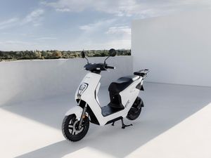 Penampakan Motor Listrik Baru Honda, Cocok Buat ke Kampus dan Kantor