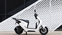 Motor listrik ini adalah model pertama yang diluncurkan Honda menyusul pengumuman tentang rencananya memperkenalkan 10 atau lebih motor listrik secara global sampai 2025. Foto: Dok. Honda